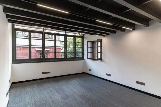 Single house@2brs with terrace near South Shaanxi Road