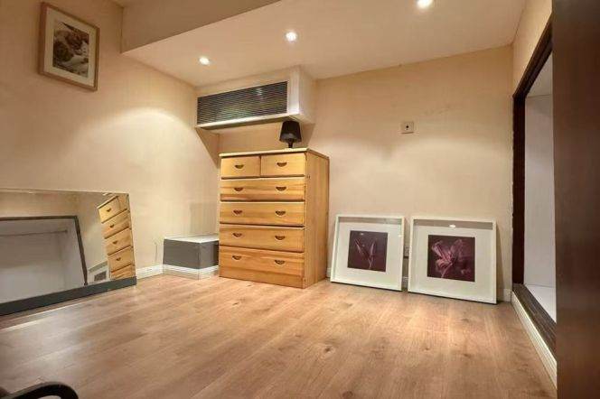 Tongji garden -2beds- elevator- duplex style- nice location at line 7 changping