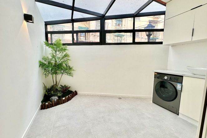 Nice yard 1Br/1Lr/1Bt apt nr Jiangsu rd,M2/11