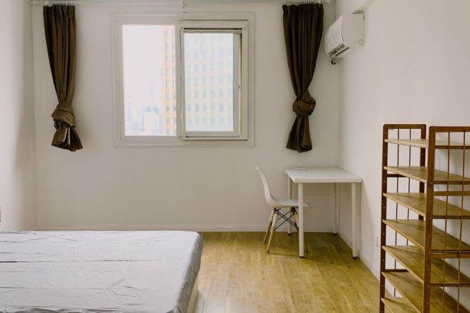 super nice room with private bathroom near Jingan temple,high floor,close to ECNU/SJTU