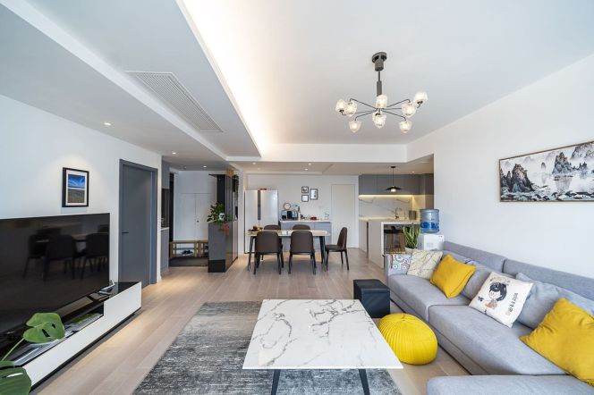 3BR 2BTH w/ Floor heating nr IAPM 