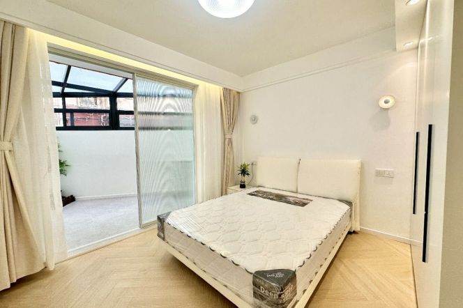 Nice yard 1Br/1Lr/1Bt apt nr Jiangsu rd,M2/11