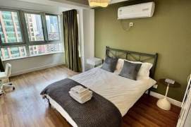 1 BDR | Jing'an | Line 2/12/13 West Nanjing Rd