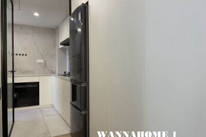 Large Balcony+Modern&Spacious 2Bdrs 1Bath+Zhongshan Park+Awesome View+Top Compound