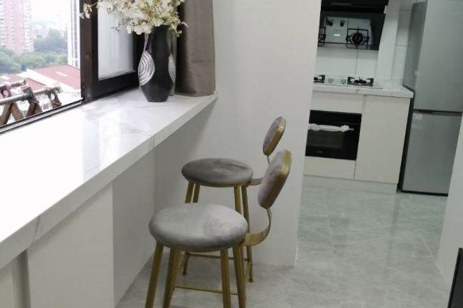 jiaotong uni elevator 1BR/living room@L10/11 