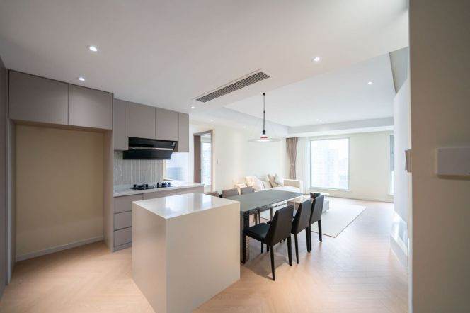 High-rise 3br/2bt Flat in La Doll Garden