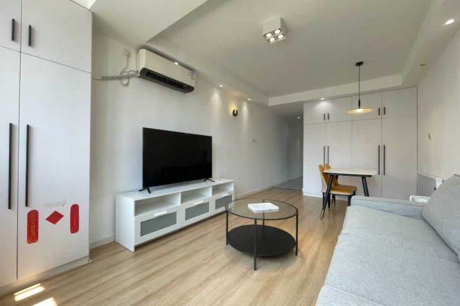 zhongshan park 1BR/big living room@L2/3/4
