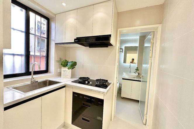 Nice yard 1Br/1Lr/1Bt apt nr Jiangsu rd,M2/11