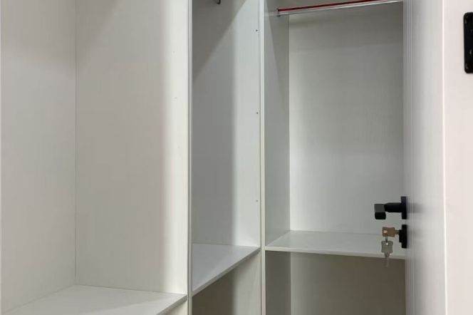 Fabulous&Spacious&Really Bright 3Bdrs 2Baths Apt+L2/3/4 Zhongshan Park+Top Compound