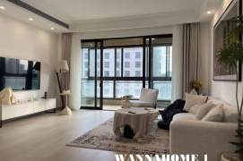 Spacious&Bright 3Bdrs 2Baths Apt+Big Balcony+L15 Yao Hong Rd+Top Compound/Gu Bei Area