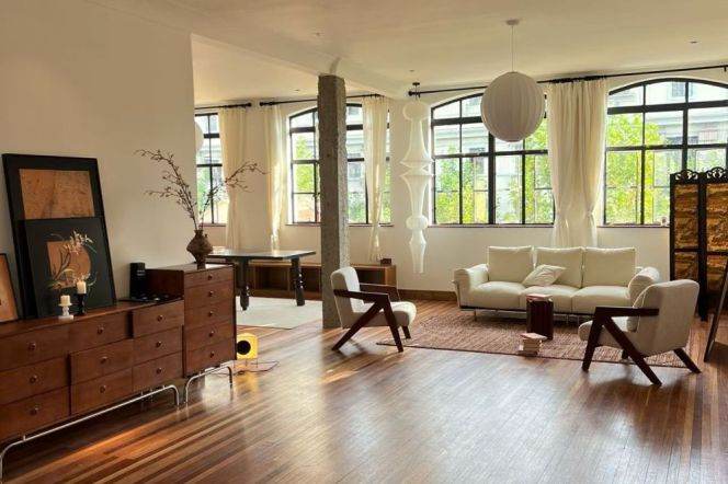 Spacious 1br&2baths@140sq.m on Middle Fuxing Road