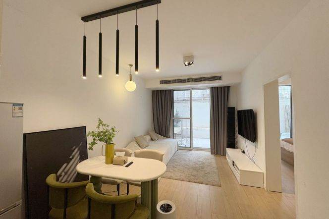 Valuable 2BR NR Jiangsu Rd with Garden,Floorheating,Oven 11.5K 