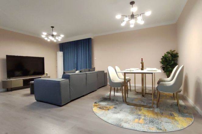 Valuable Highrise 2BR NR Jiaotong University with Nice View 14.5K 