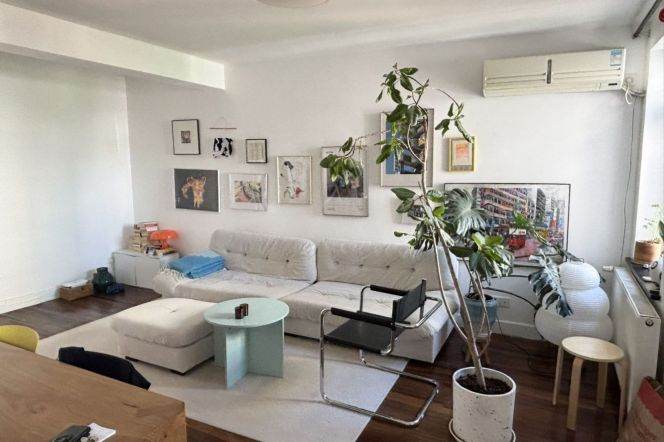 Authentic Old House 2BR w/60㎡ Terrace nr Changshu Rd Station