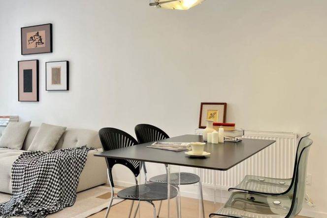 Newly renovated 1br Apt Yueyang road