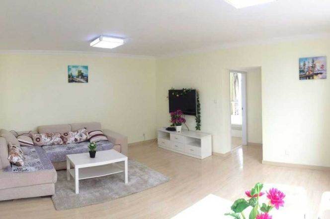 Valuable Xinhua/Dingxi Rd Highrise 2BR with Balcony 9.2K 