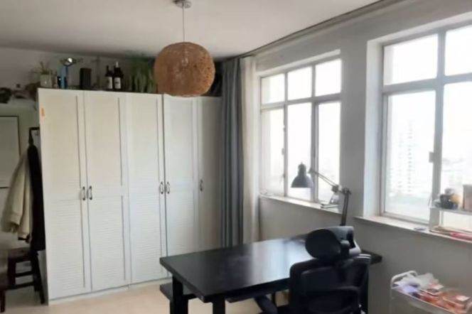 Jiaotong University elevator 2BR apartmrent