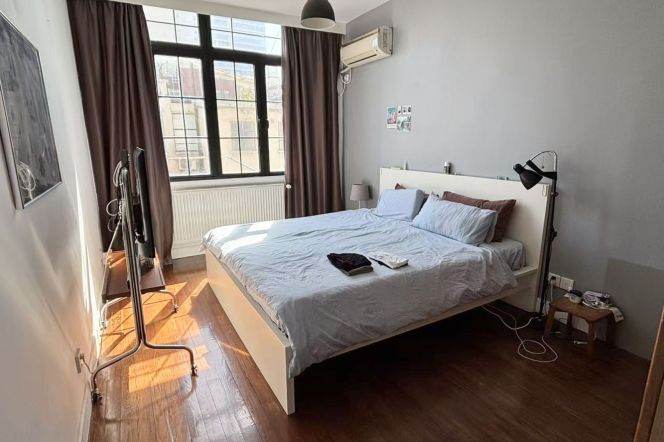 Authentic Old House 2BR w/60㎡ Terrace nr Changshu Rd Station