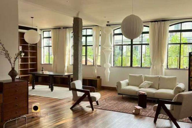 Xintiandi elegant 1BR 2BATH apartment