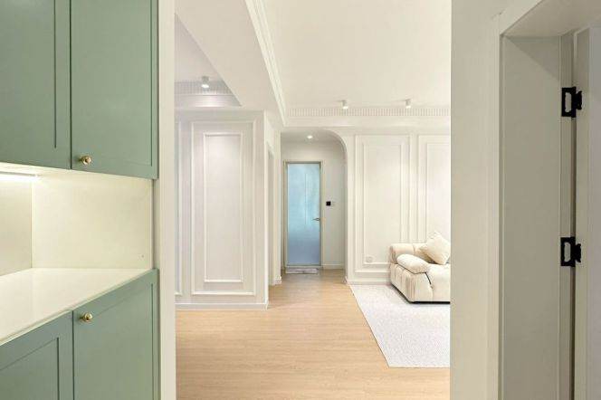 3 br 150 sqm stylish Apt &central AC &big Windows in Putuo for 13K