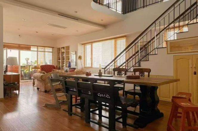 200sqm Changshu rd 3BR 2BATH with terrace