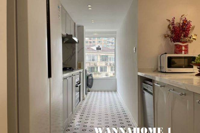 Top Compound+Spacious&Modern 3Bdrs 2Baths Apt+Hua Shan Rd/An Fu Rd/Wu Kang Rd