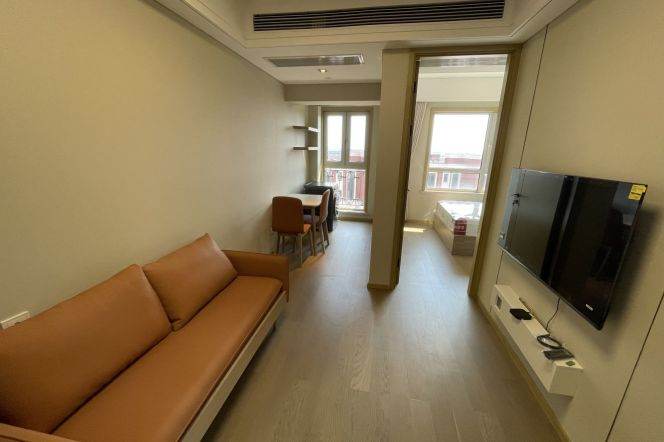 1BR in Pu'dong with elevator near WaiGaoQiao Free Trade Zone can long and short lease