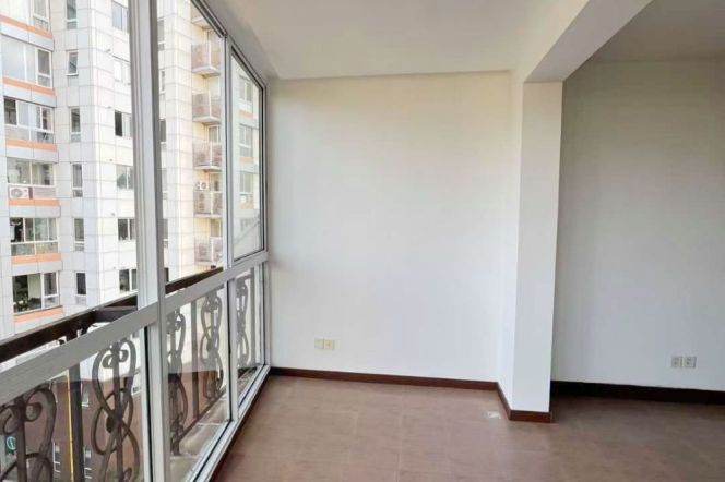 Valuable/Spacious Jiangsu/Yuyuan Rd 2BR+2BA with Greenery View 14.5K 