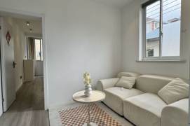 Standard 1Br | Next to Jiangsu Rd & Zhongshan Park | Bright 6.9K