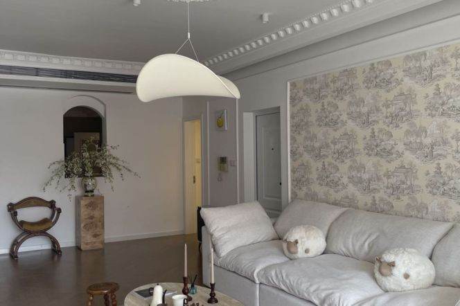 Creamy French Style Residence 230㎡ in Center Xintiandi