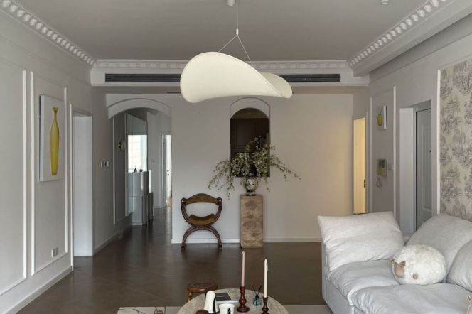 Creamy French Style Residence 230㎡ in Center Xintiandi