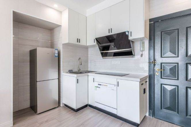 Hengshan rd/tianping rd 1br70sqm