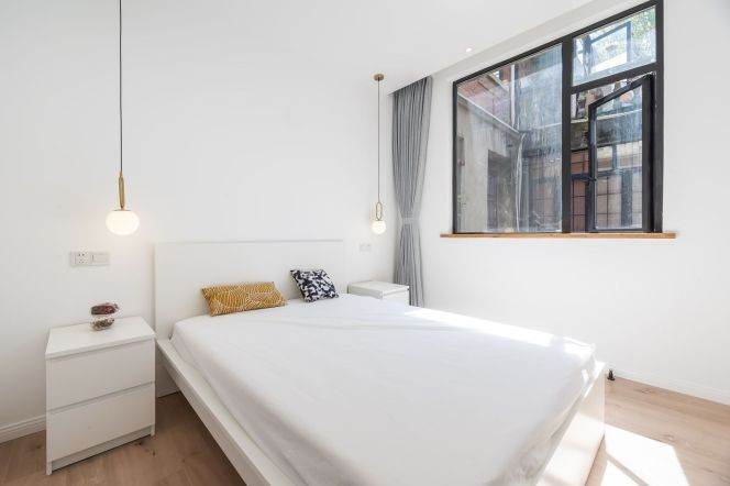 Comfy Apt. Spacious size@Julu Lu near W. Nanjing Rd.Metro