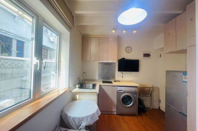 1 br near L1/L10/L12 south shaanxi rd station
