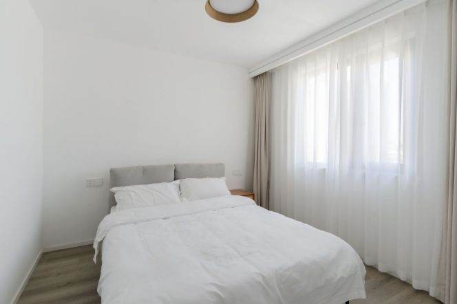 Wuxing/Hengshan rd bright 3brs/2lv/2bt apt; L1