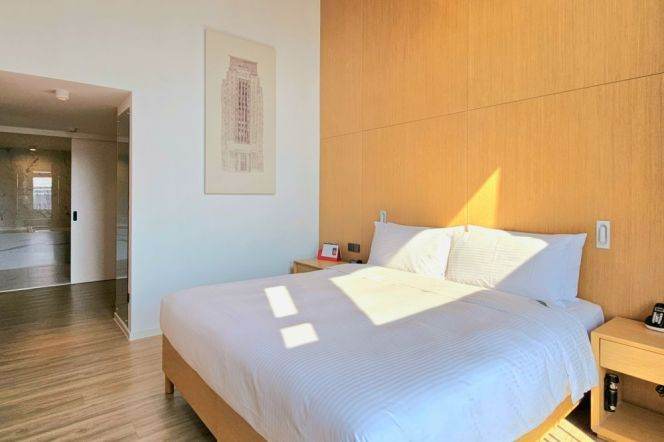 2 Br +3bathroom Loft service apt in Hongkou District Near North Sichuan Rd(Line 10)