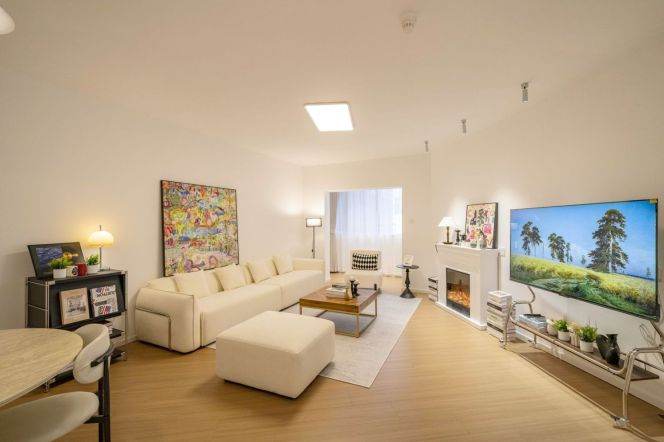 Valuable/Spacious 2BR@Zhongshan Park with Floorheating,Central AC 16K 