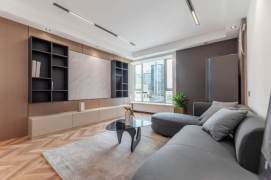 West Nanjing Rd metro/3br2bt/central AC/floor heat/oven/outdoor balcony