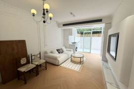 zhongshan park station one bedroom