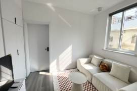 Bright 1Br/1Lr/1Bt apt nr Jiangsu rd,M2/11