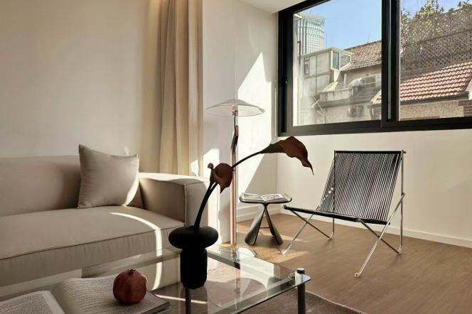 Modern 2br near West Nanjing Rd M2/12/13