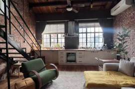 Full furnished 1br & high ceiling/ terrace @ S Shanxi Rd & Line 1/10/12