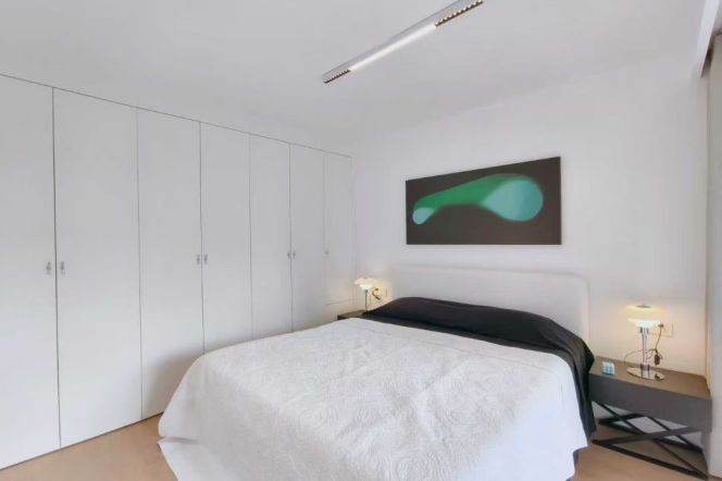 125 sqm 2 br bright Apt &elevator &oven/Xuhui Dapuqiao 16K