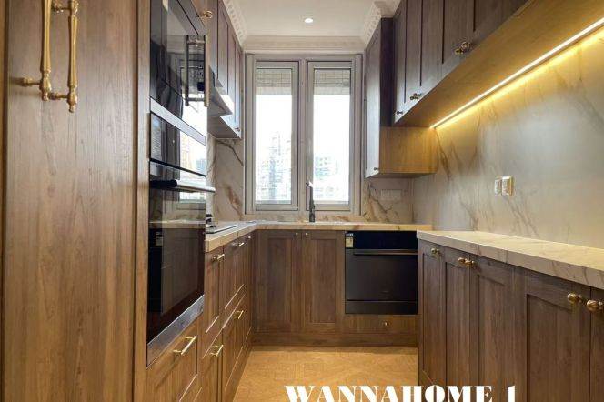 Spacious&Bright&Modern 3Bdrs 2Baths/W Nanjing Rd CBD/Open Balcony/Great Compound