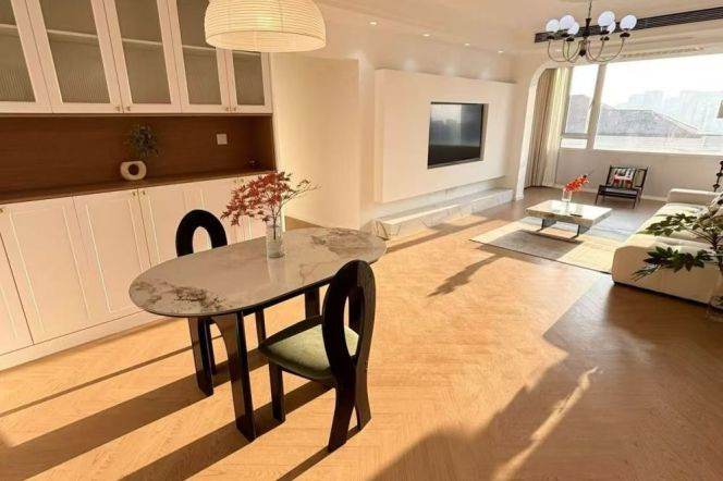 Jinshajiang station spacious 3br2bt in nice compound with 16.5k
