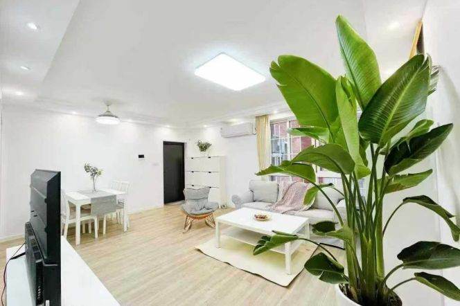 Good value 3brs2baths in caoyang rd area