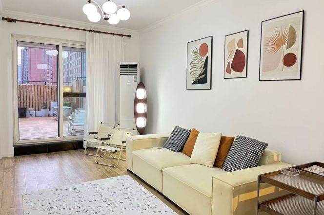 Elevator 2br-large terrace-5 minutes to 9/12 line-Jiashan Road