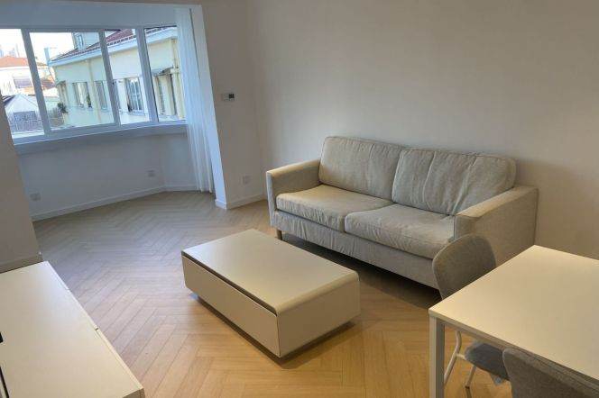 Prime Location Elevator 1Br/2Lr/1Bt@L1/7 Changshu Rd Station 