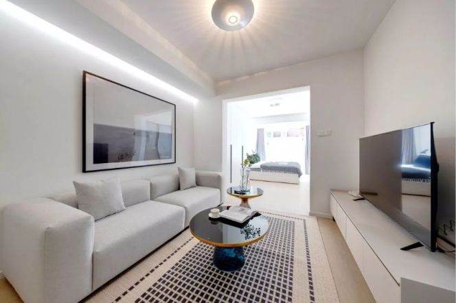 High-ending 1Br w. big Yard &Floor Heating