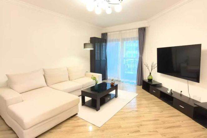 Homey 3br 2bath new apt nr Jiangsu Rd &Jing'an Temple